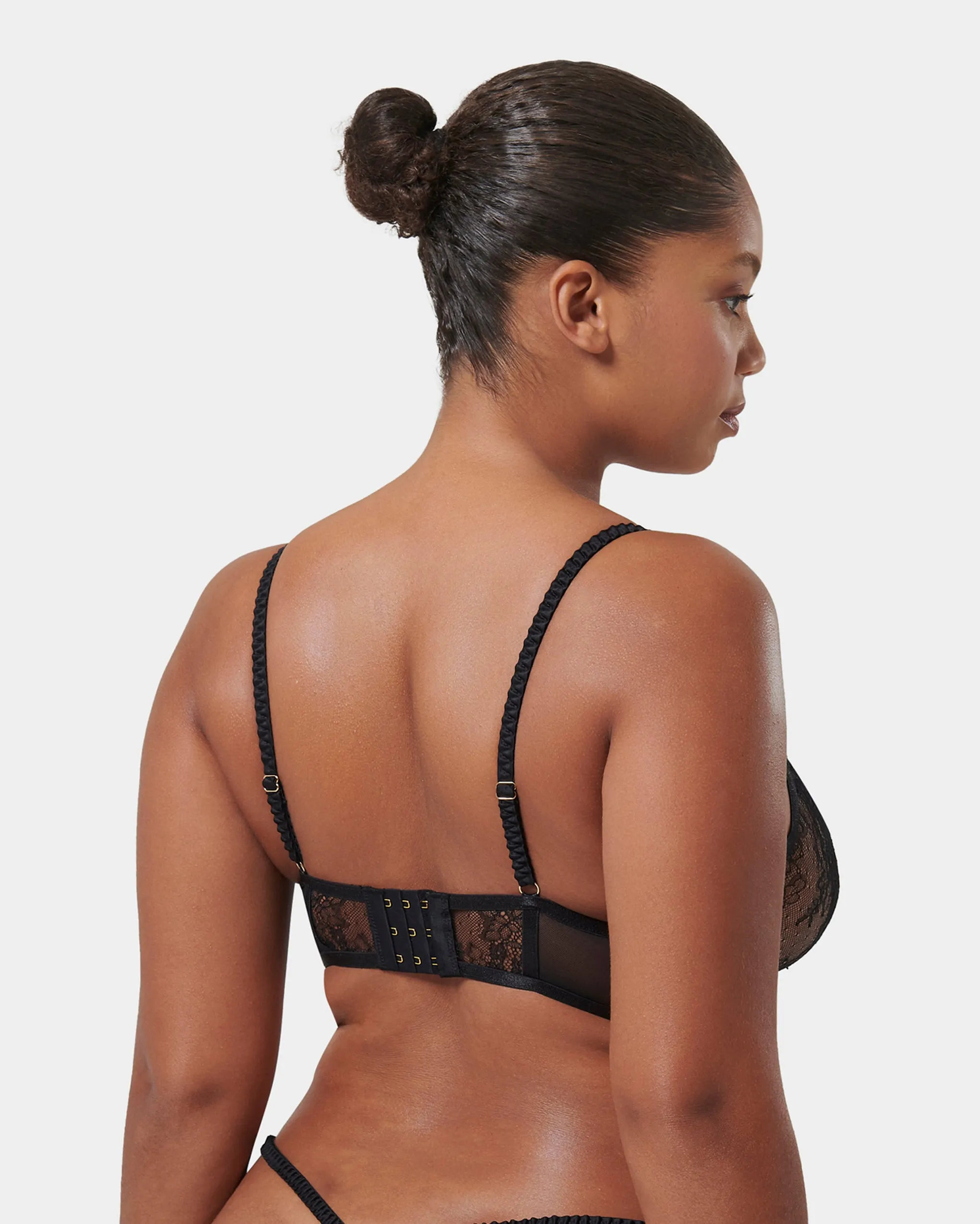 Camelia Embroidered Bra Black