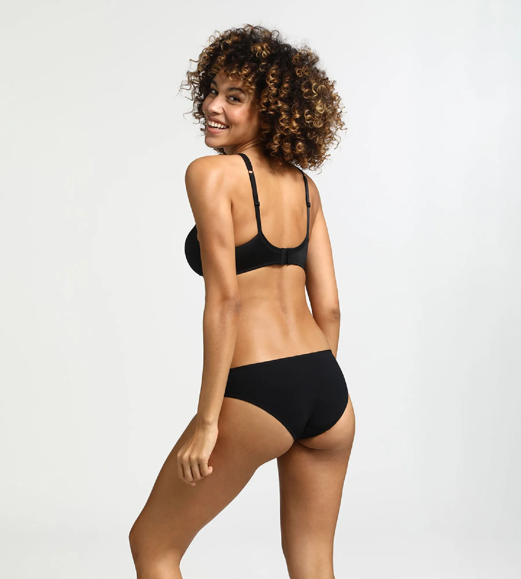 Generous Dim wireless push-up bra black