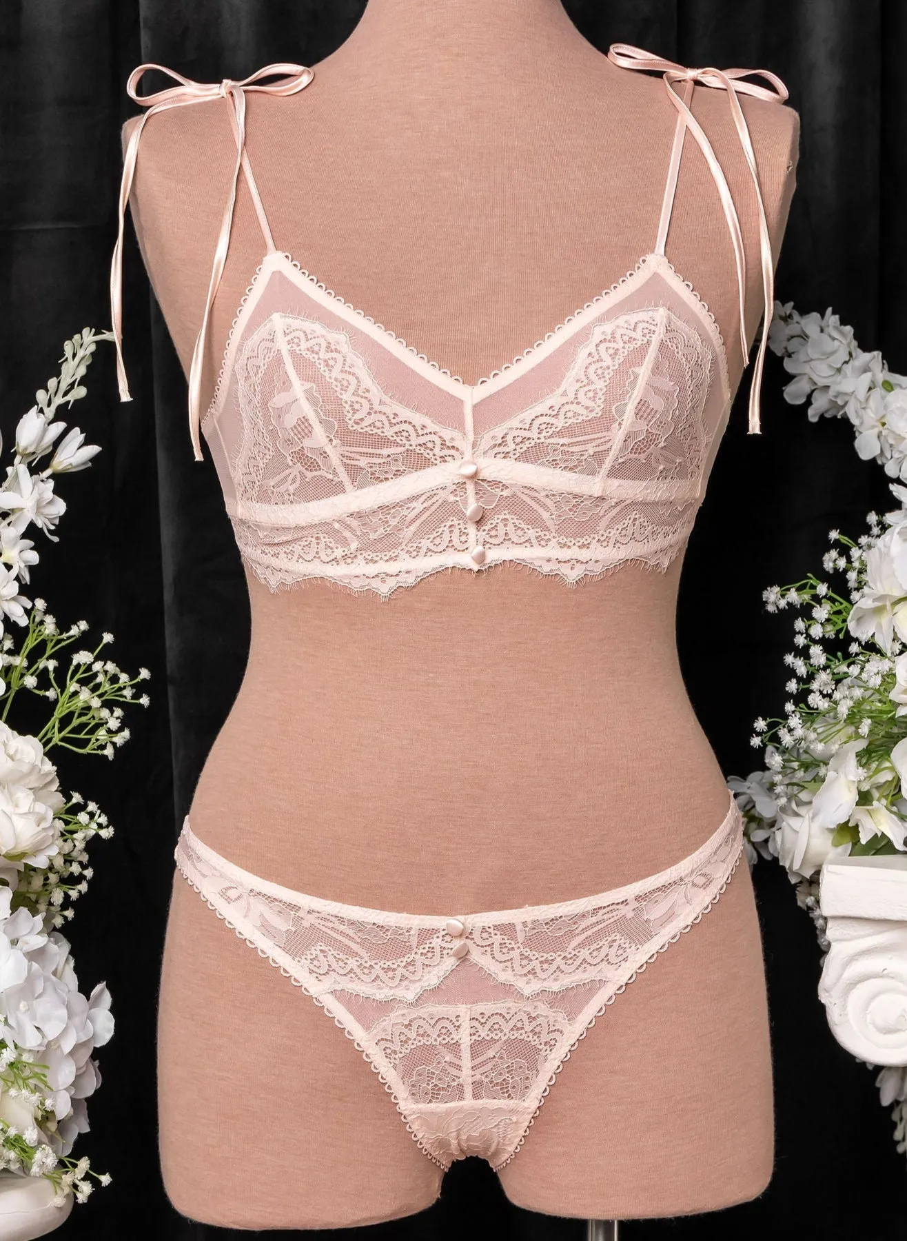 Lace & Mesh Button Panty - Champagne