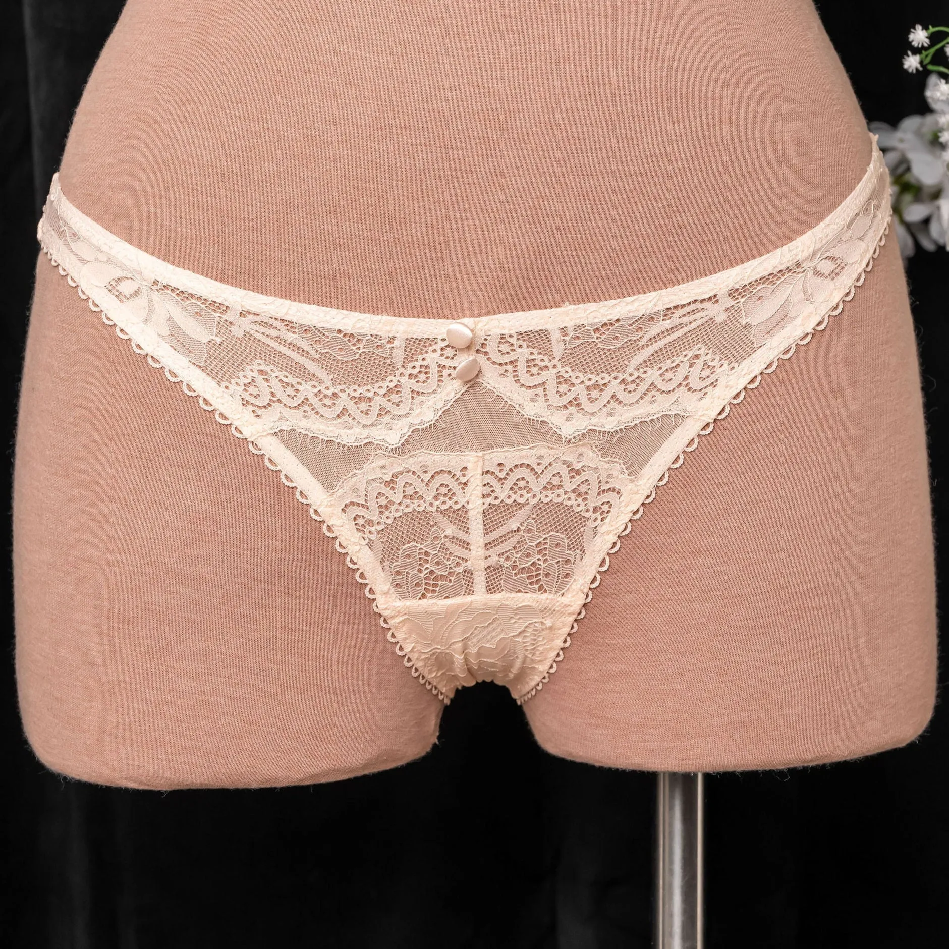 Lace & Mesh Button Panty - Champagne