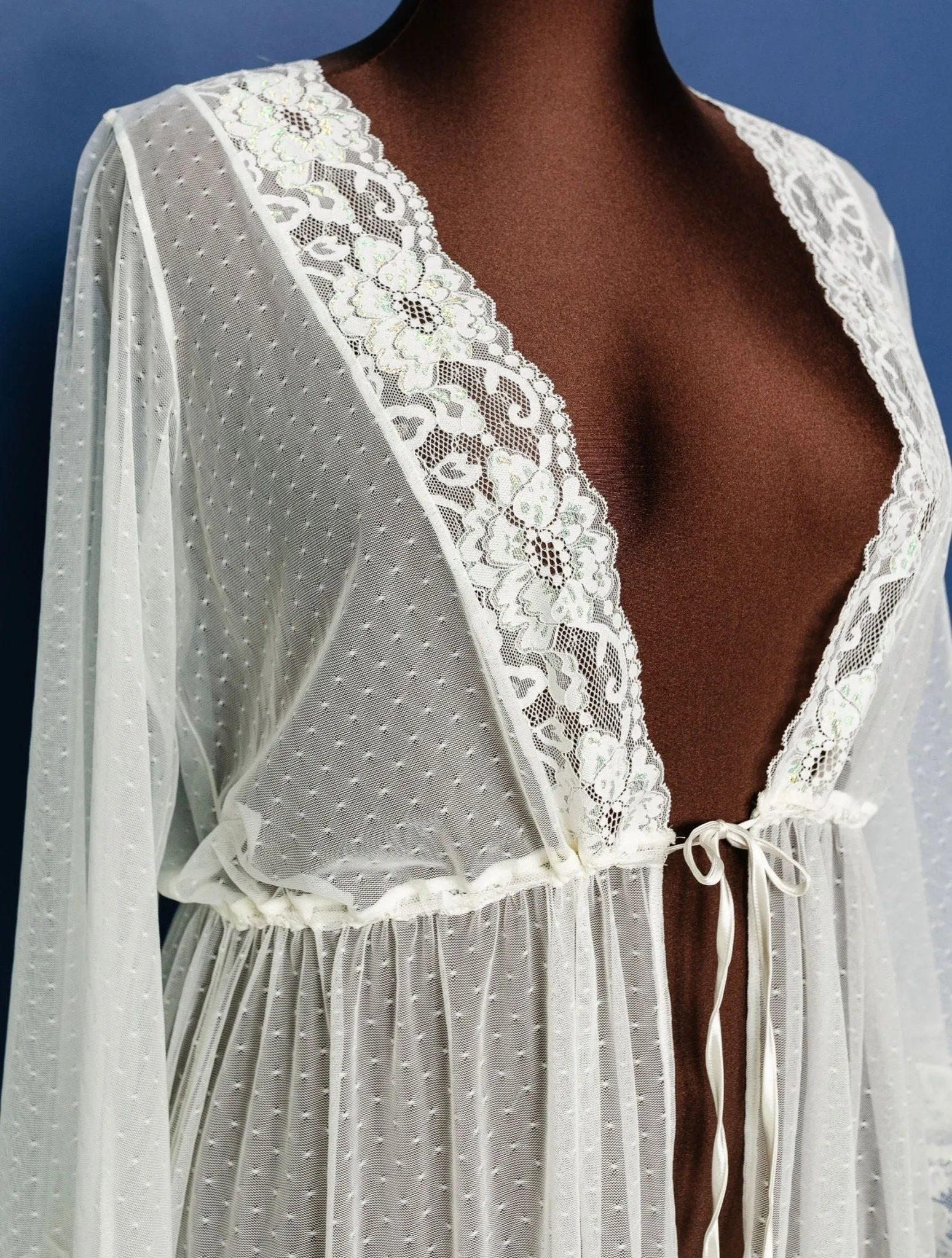 Lacy Dot Mesh Midi Robe - Iridescent Pearl
