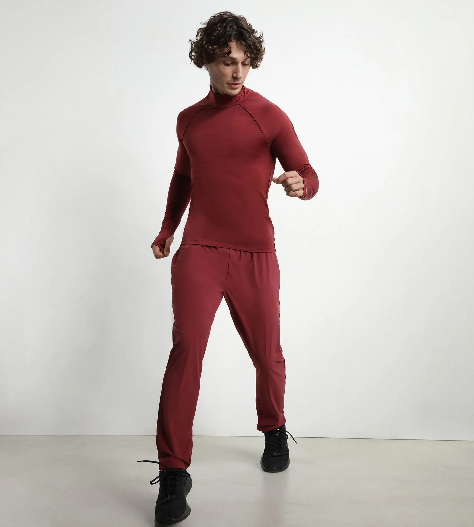 Men's sports top with high collar in Bordeaux microfiber Dim Move