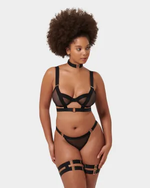 Set: Trinity Black