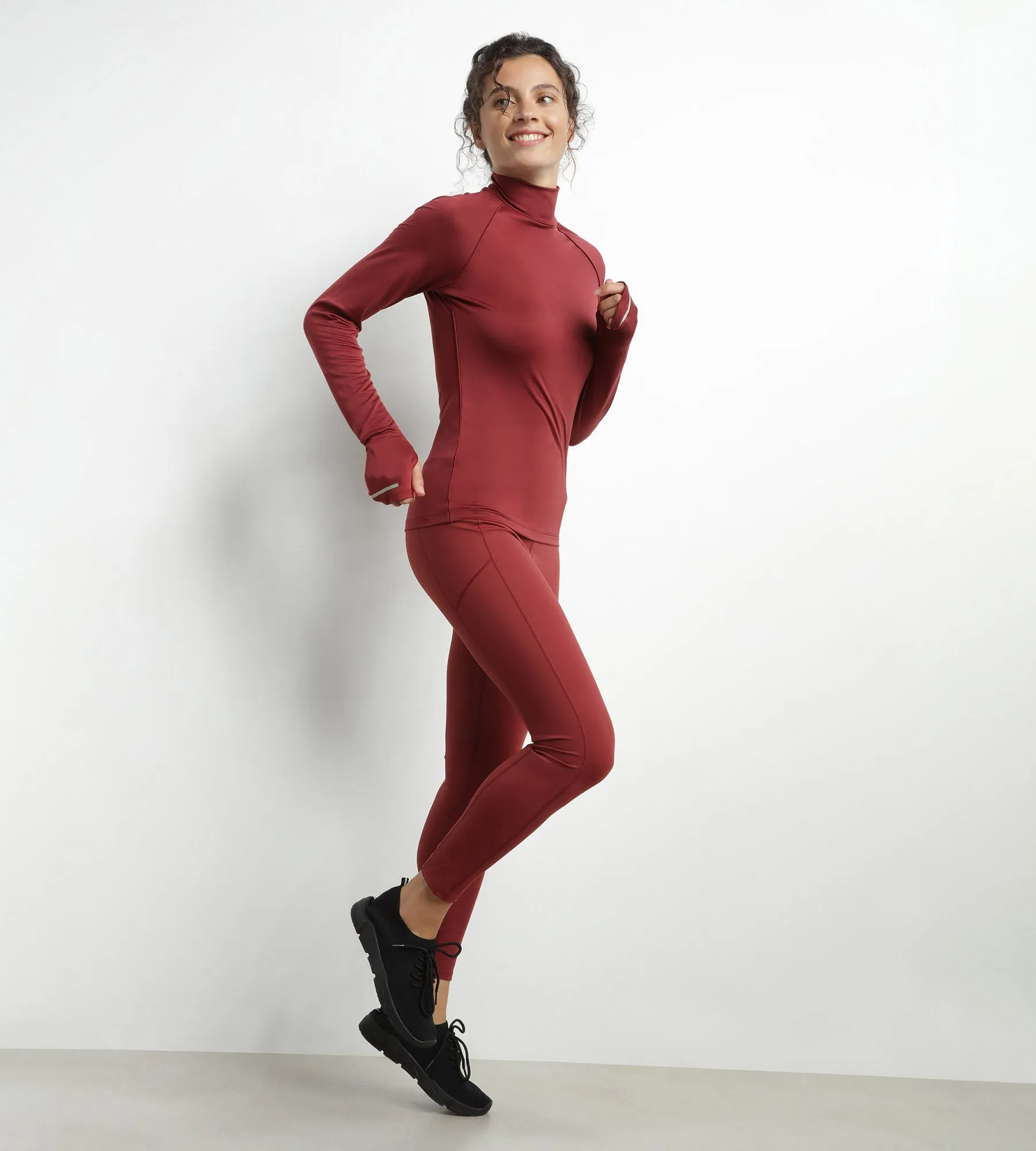 Women's sports top with high collar in Bordeaux microfiber Dim Move